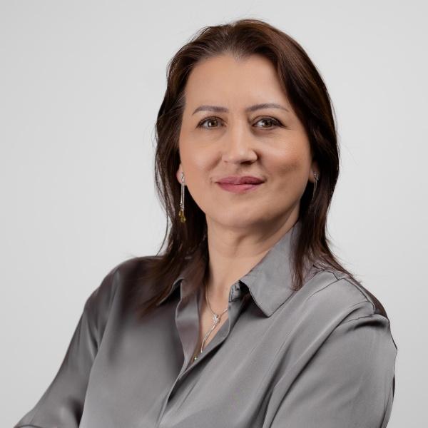 Gabriela Bunescu 